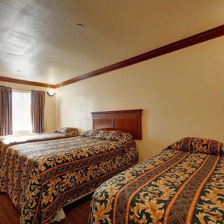 Welcome Inn Інґлвуд Екстер'єр фото